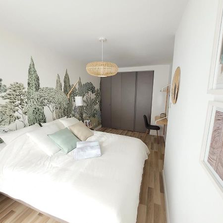 Sunny And Calm 2 Bed Apartment Place Du Pin Ница Екстериор снимка